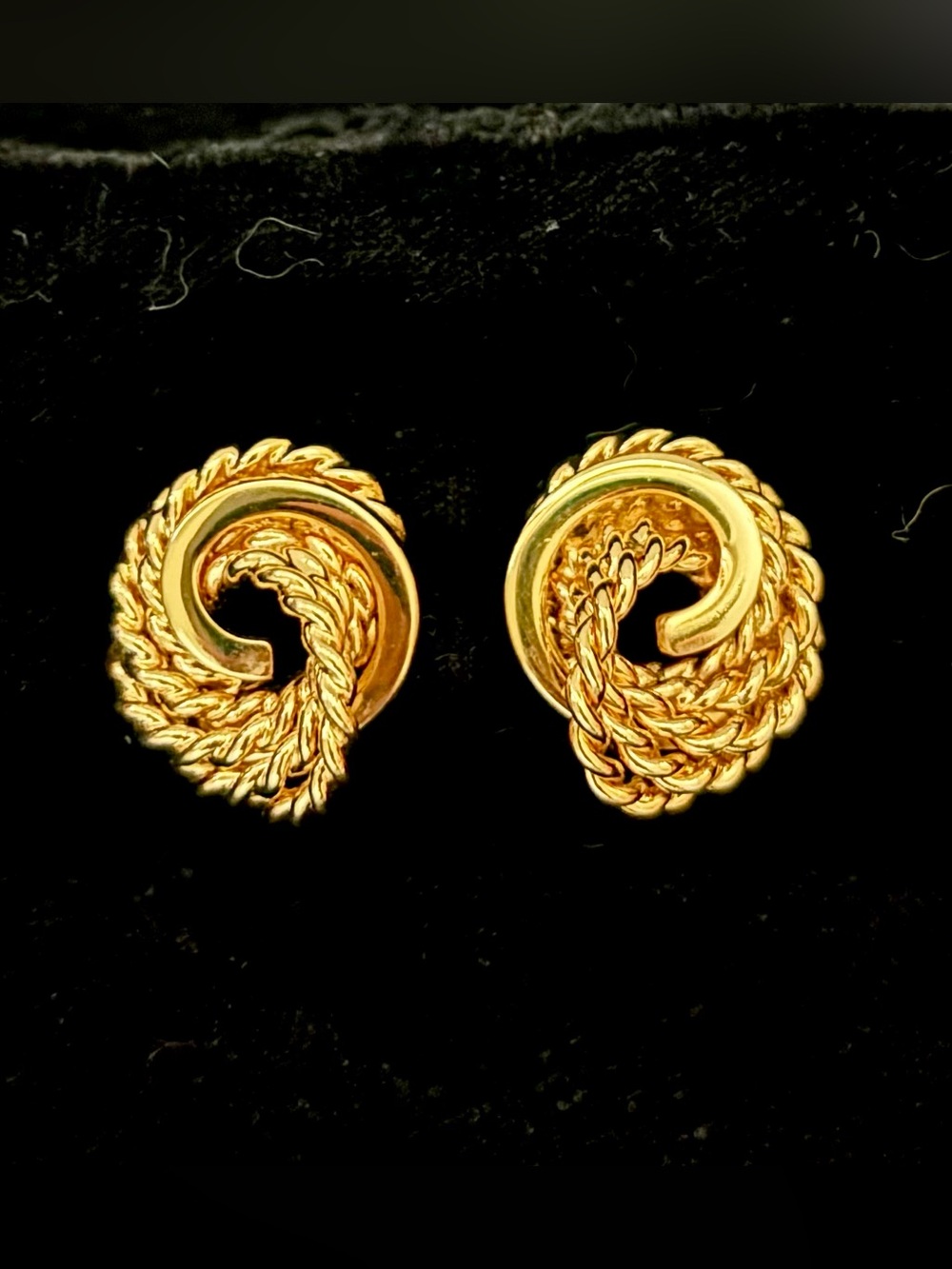 1980s Vintage Monet Signed Breaded Twist Cresent Gold Tone Clip On Earrings